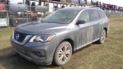 J24055, 20 Pathfinder, 3.5L.jpg