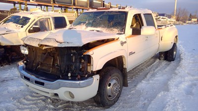 J24158, 04 Sierra2500, 6.6L Diesel.jpg