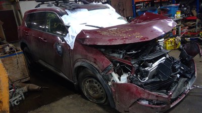 J25002, 23 Rogue, 1.5L.jpg