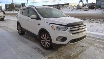 J25005, 17 Escape, 2.0L Turbo.jpg