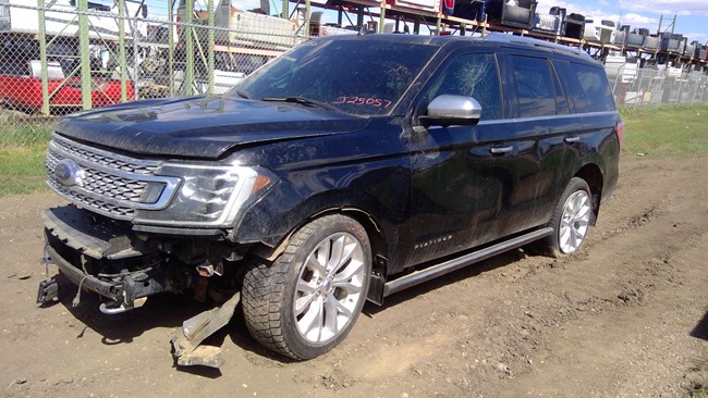 J25057, 18 Expedition, 3.5L.jpg