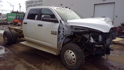 J25099, 18 RAm3500, 6.7L Diesel.jpg