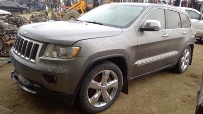 J25124, 13 Grand Cherokee Overland, 5.7L.jpg