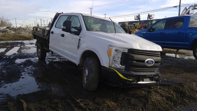 J26021, 17 F250SD, 6.2L.jpg