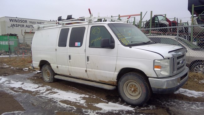 J26035. 11 FordE250, 4.6L.jpg