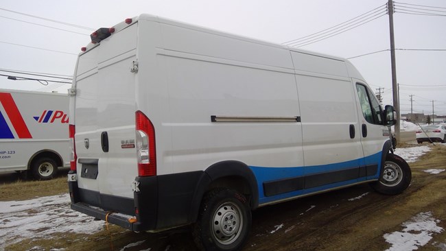 J26037, 21 Promaster25, 3.6L.jpg