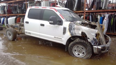 J26075, 21 F350, 6.7L Diesel.jpg